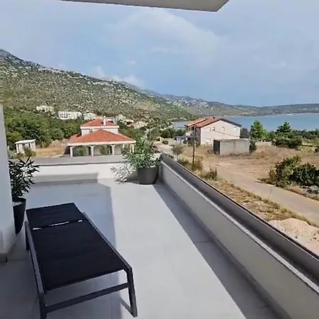 Family Friendly House With A Swimming Pool Seline, Paklenica - 23560